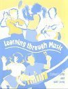 Learning through music d'occasion  Livré partout en France