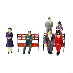Set figure sedute usato  Spedito ovunque in Italia 