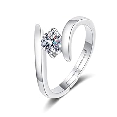 Anello imitazione moissanite usato  Spedito ovunque in Italia 