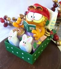 Enesco garfield holiday for sale  Delivered anywhere in USA 