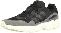 Adidas yung scarpe usato  Spedito ovunque in Italia 