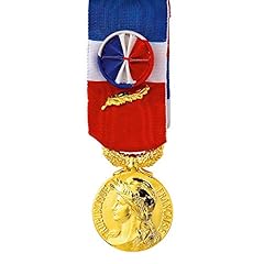 Médaille ancienneté travail d'occasion  Livré partout en France