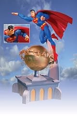 Superman deluxe statue usato  Spedito ovunque in Italia 
