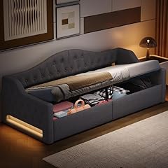 Divano letto imbottito usato  Spedito ovunque in Italia 