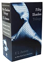 Fifty Shades Trilogy: Fifty Shades of Grey, Fifty Shades Darker, Fifty Shades Freed 3-volume Boxed Set usato  Spedito ovunque in Italia 