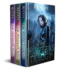 The hunters trilogy usato  Spedito ovunque in Italia 