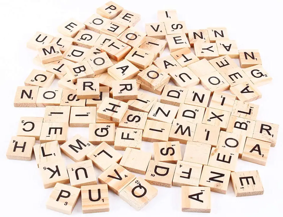 Gebruikt, SOONHUA 100 stks Houten Scrabble Letter Tegels Grappige Glad Alfabet Houten Stukken Nummers Spelling Speelgoed voor Spelen en Studeren tweedehands  