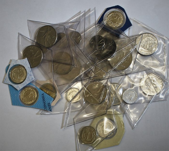 Usato, Italia, Repubblica Italiana. Serie completa delle 50 Lire 1968-2001 FDC Monete dal mondo usato  