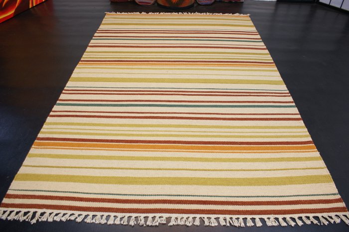 Hand woven kilim for sale  