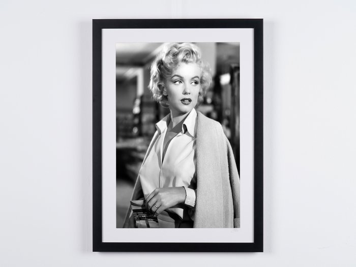 Marilyn monroe legend for sale  