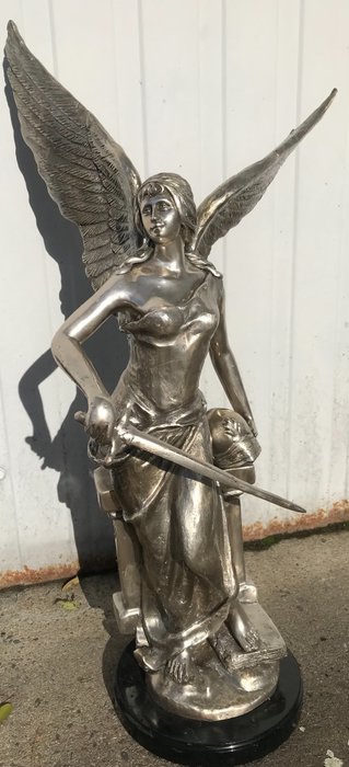 Figura bronzo argentato usato  