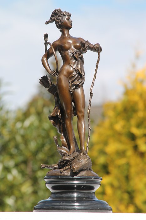 Hunting diana statue for sale  