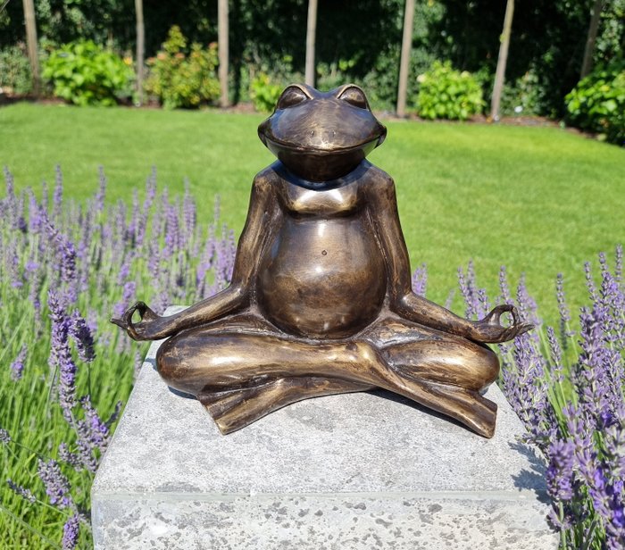 Figurine meditating frog for sale  