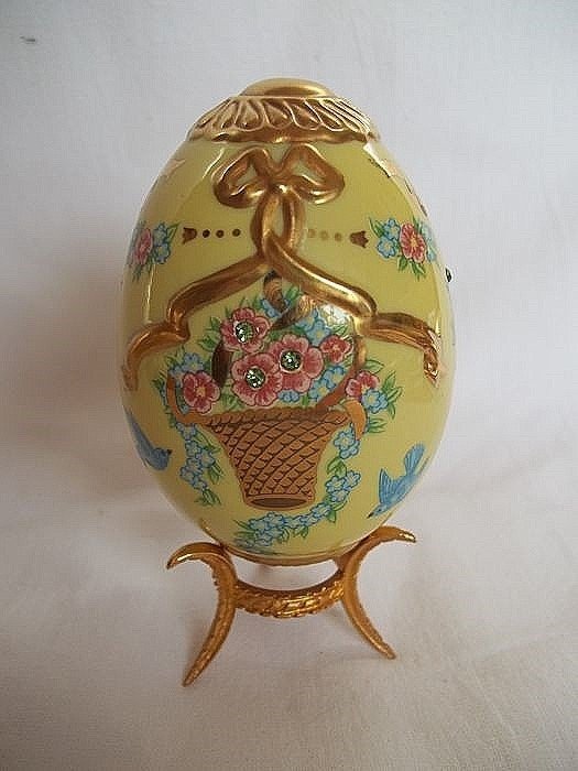 Fabergé egg house usato  