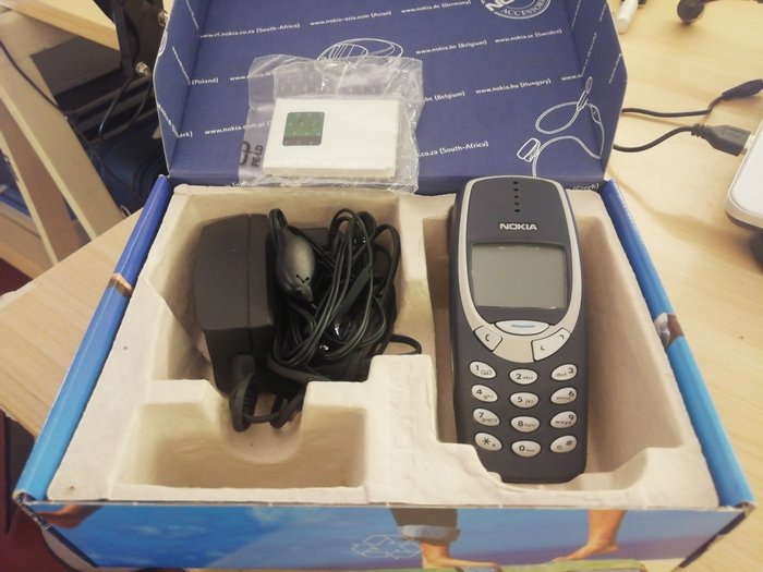 1 Nokia 3310 blue edition - Cellulare (1) - Nella scatola originale Videogiochi e computer usato  
