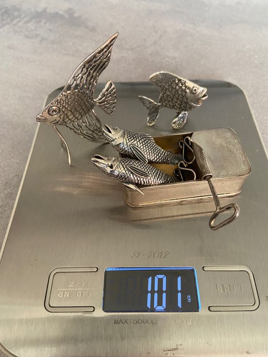 5 miniature in argento  800 italiano lavorato  a mano  lotto pesci (5) - .800 argento usato  