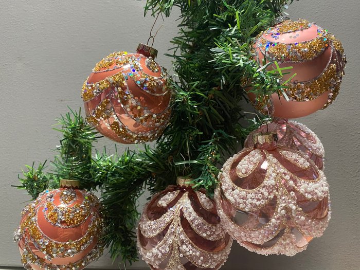 Christmas baubles with d'occasion  