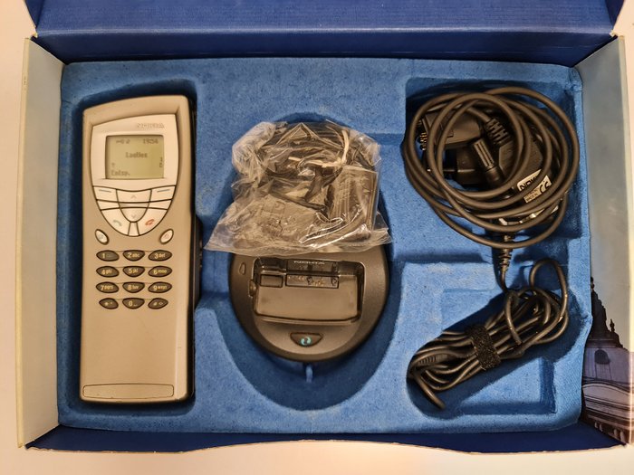 1 Nokia 9210 Communicator - Cellulare - Nella scatola originale Videogiochi e computer usato  