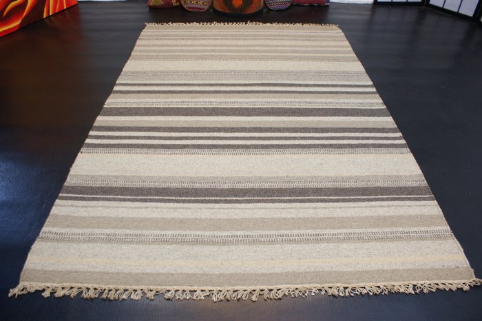 Handwoven kilim carpet for sale  