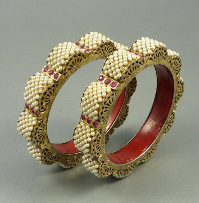 Brazalete, Joyas (2) - Plata dorada, Vidrio, perlas - India - mediados del siglo XX, usado segunda mano  