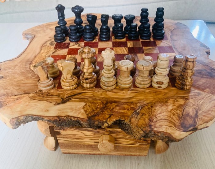 Games table olive for sale  