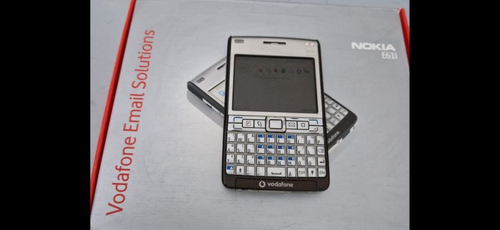 Usato, 1 Nokia E61i - Cellulare - Nella scatola originale Videogiochi e computer Collezionabili usato  