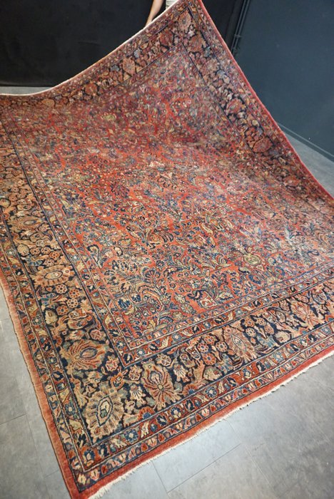 Antique sarouk rug for sale  