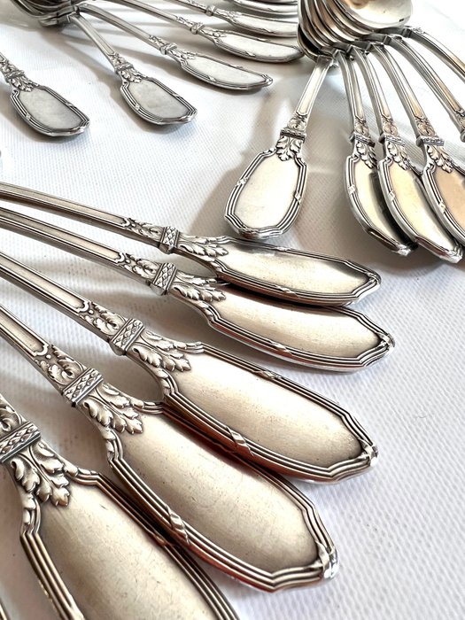 Cie cutlery set for sale  