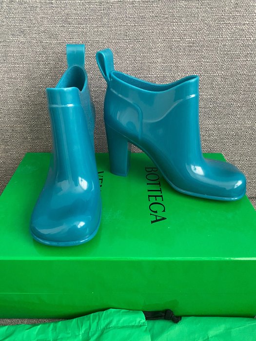 Bottega veneta boots for sale  