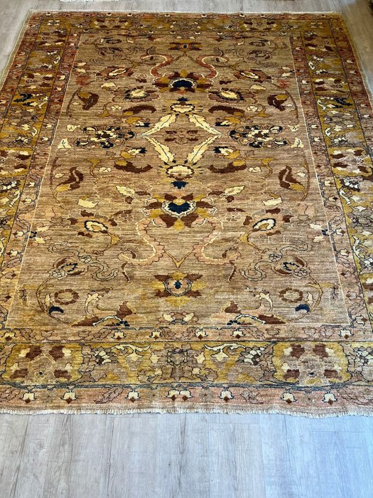 Pakistan carpet 254 usato  