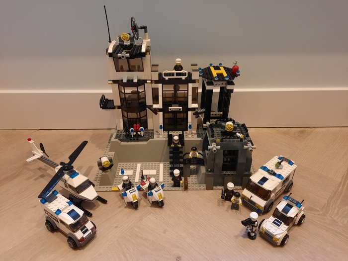 Lego city 7237 d'occasion  