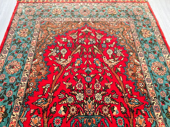 Ozipek hereke carpet for sale  