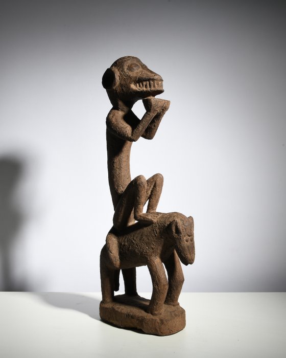Sculpture dogon rider usato  