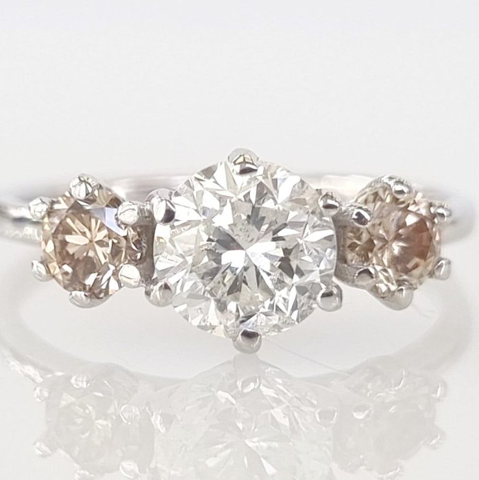 Cocktail ring diamond for sale  