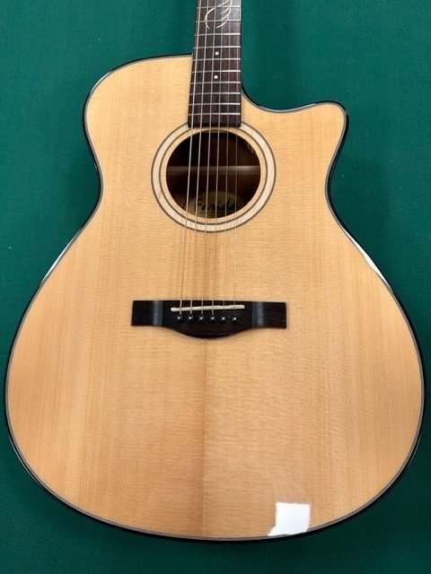 Farida acoustic guitar for sale  