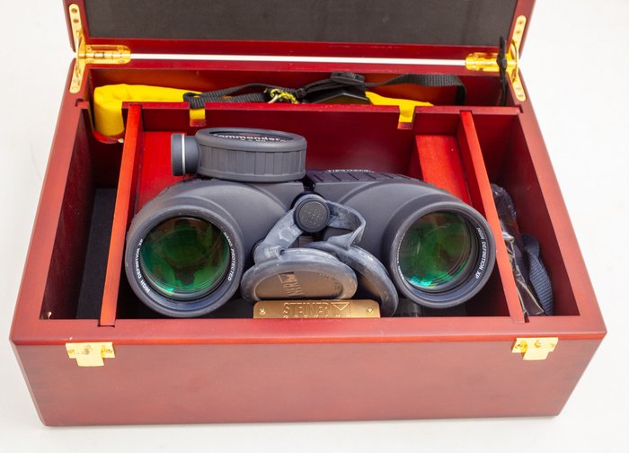Binoculars steiner comander for sale  