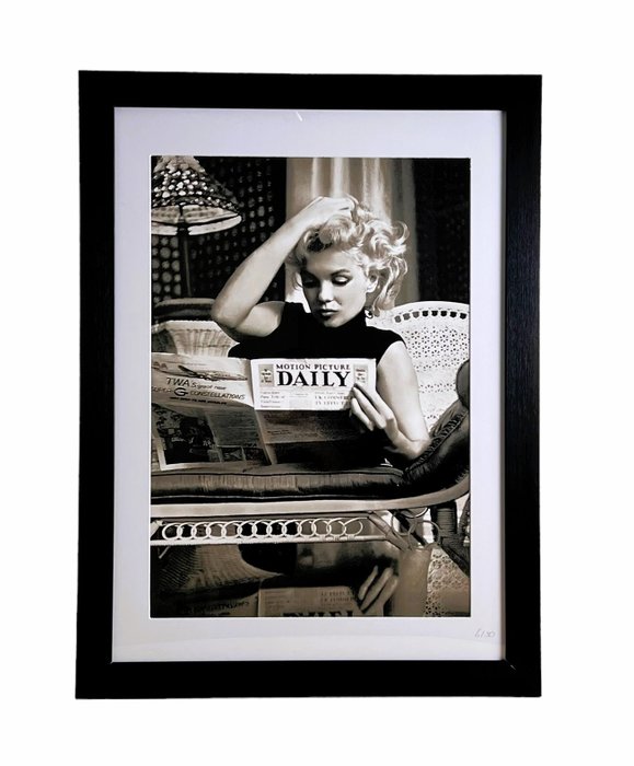 Marilyn monroe reading for sale  