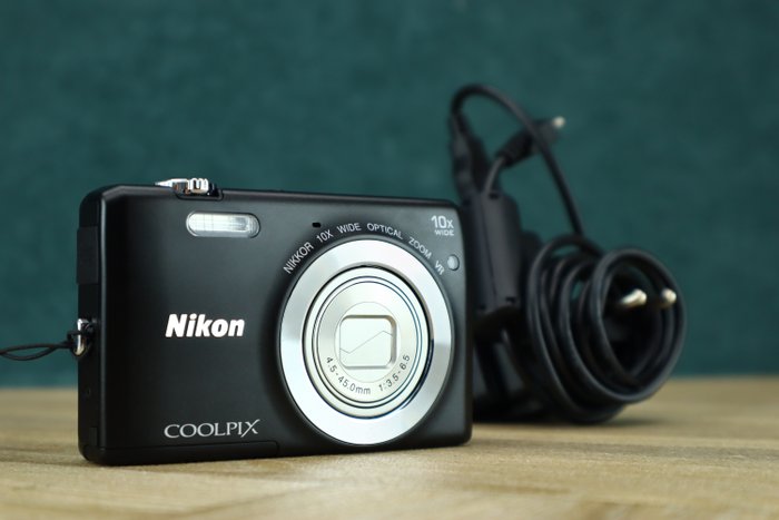 Nikon coolpix s6700 d'occasion  