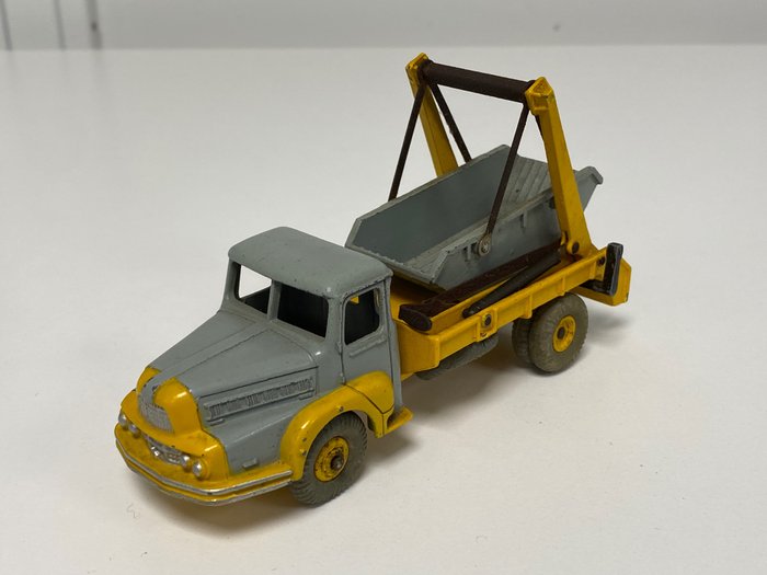 Dinky toys camion d'occasion  