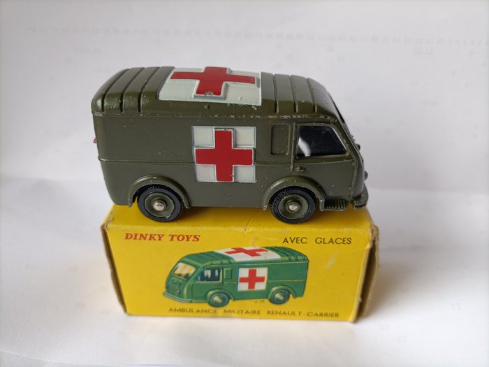 Dinky toys 820 d'occasion  