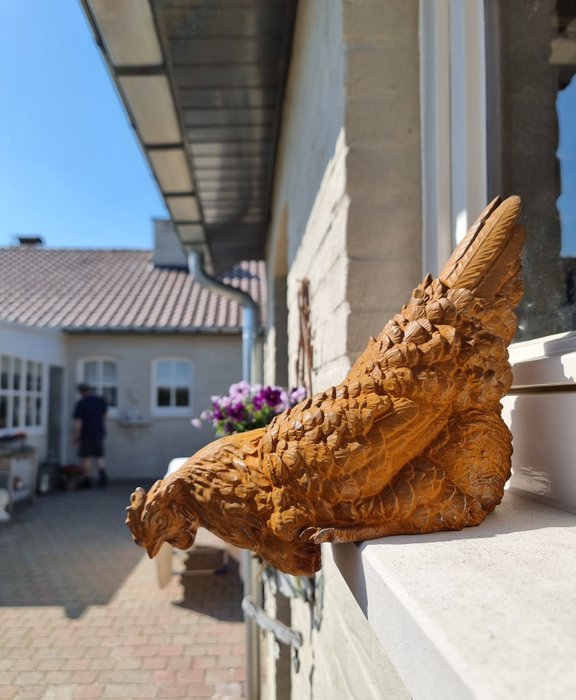 Sculpture lifesize chicken for sale  