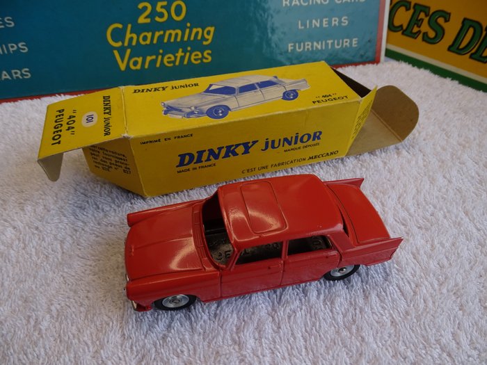 Dinky toys peugeot d'occasion  