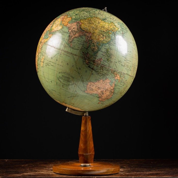 Tabletop globe 1952 d'occasion  