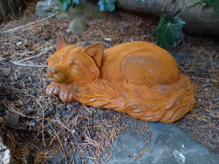 Sculpture liggende vos for sale  