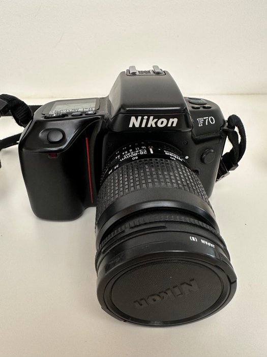 Nikon f70 nikkor usato  