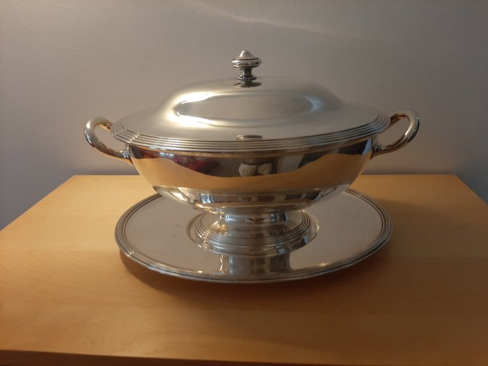 Christofle silver tureen for sale  