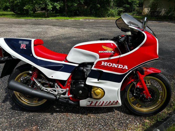 Honda 1100 sc08 for sale  
