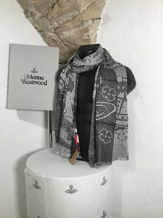 Vivienne westwood collector d'occasion  