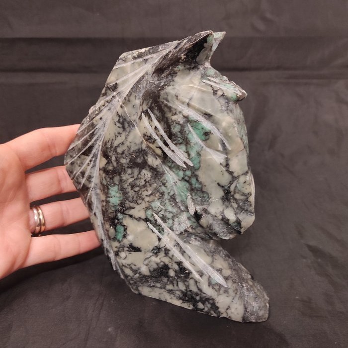 Emerald horse head for sale  