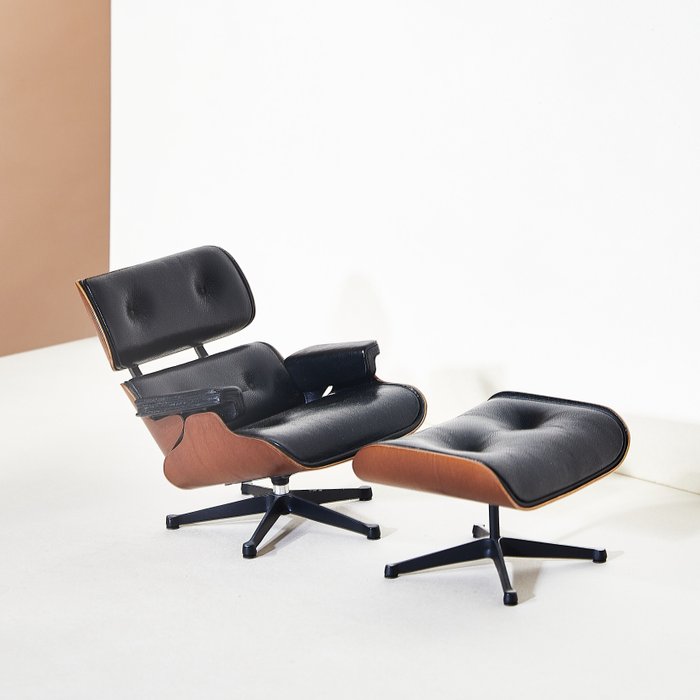 Charles ray eames d'occasion  